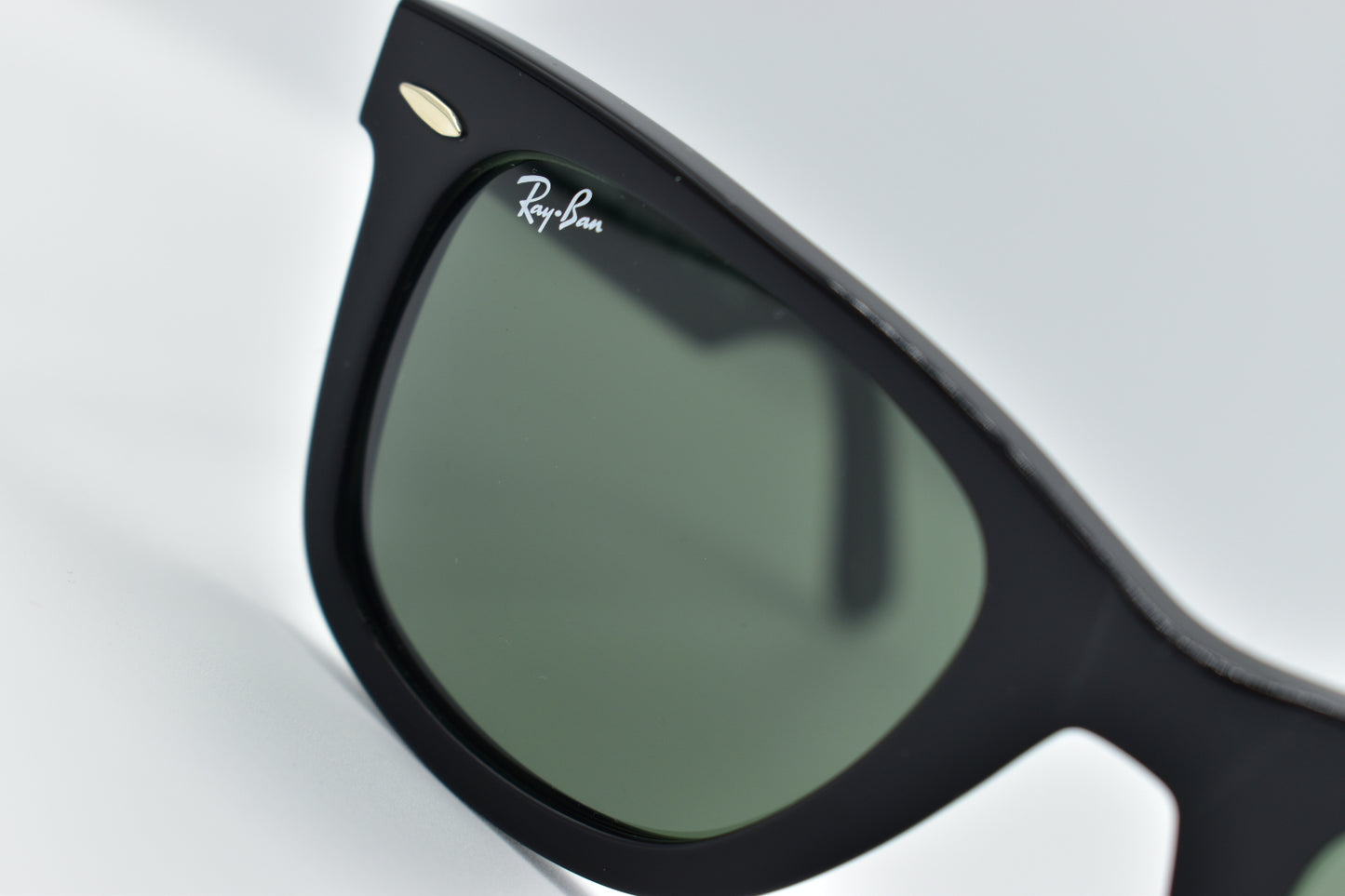 Ray-Ban